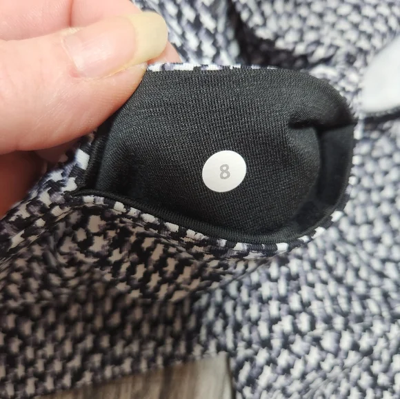 Lululemon Wonder Under Crop leggings - Picture 7 of 7